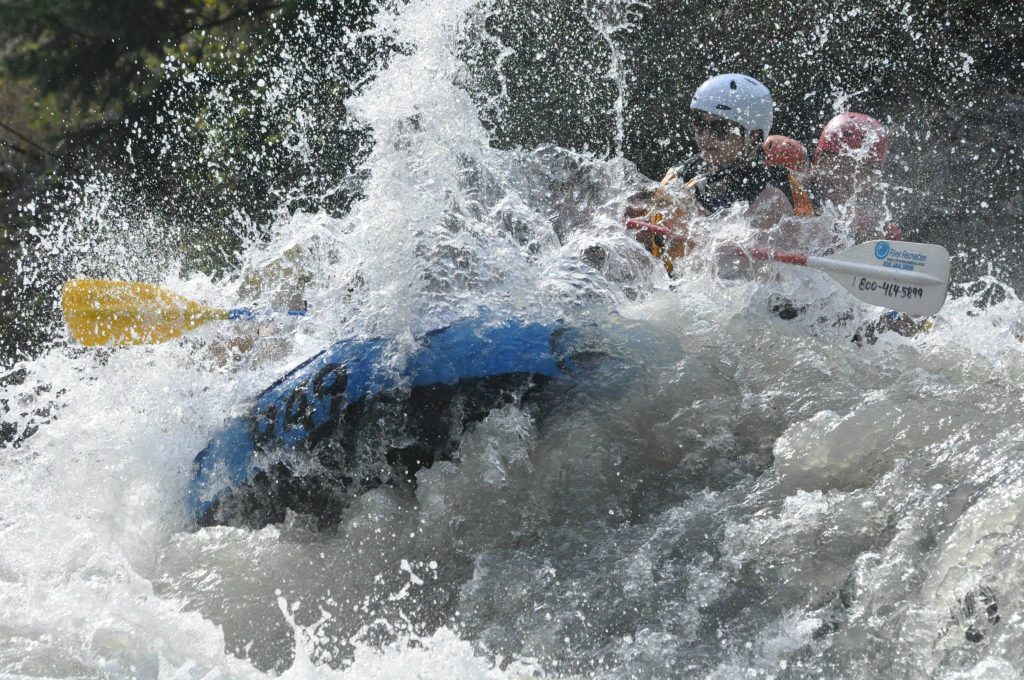 Hung_Rafting2