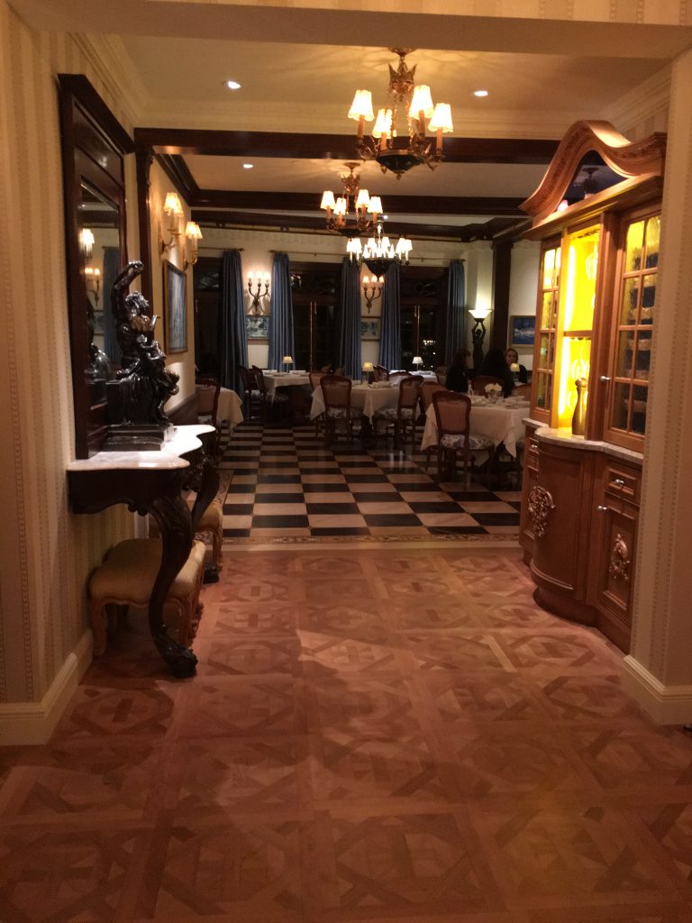 Club 33 entrance 2016 - Photo Courtesy of Penny Fillebrown.