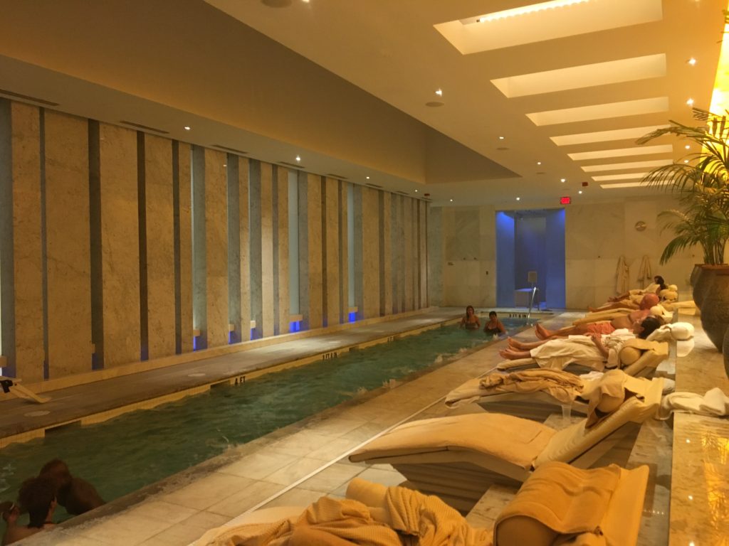 Lapis Spa Mineral Pool