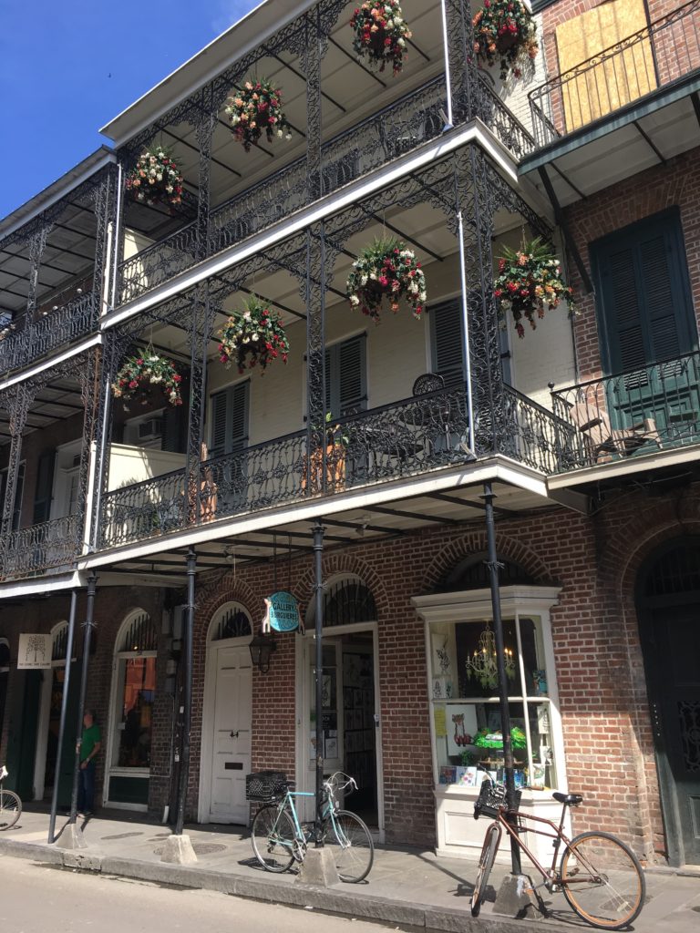 New Orleans balcony architecture